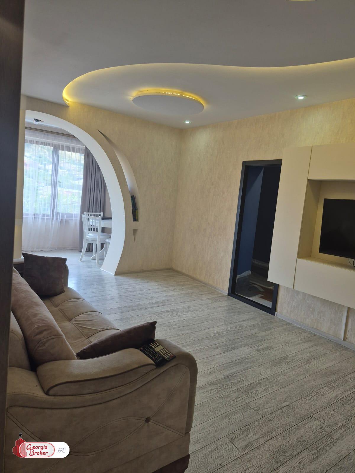 nearly repaired 3-room apartment for sale